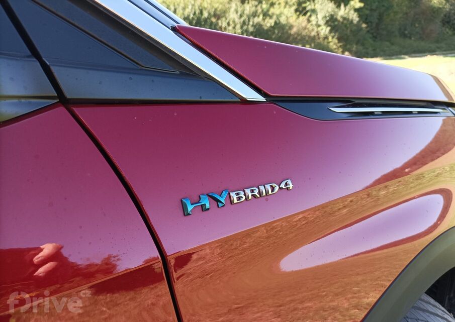 Peugeot 3008 Hybrid4 GT