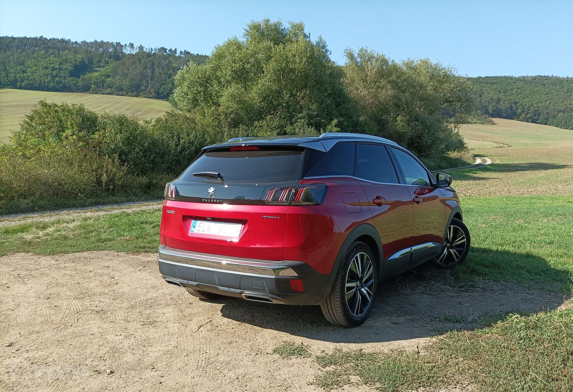 Peugeot 3008 Hybrid4 GT