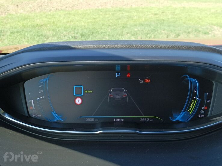 Peugeot 3008 Hybrid4 GT