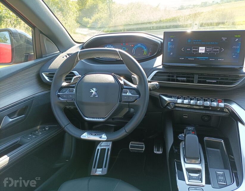 Peugeot 3008 Hybrid4 GT