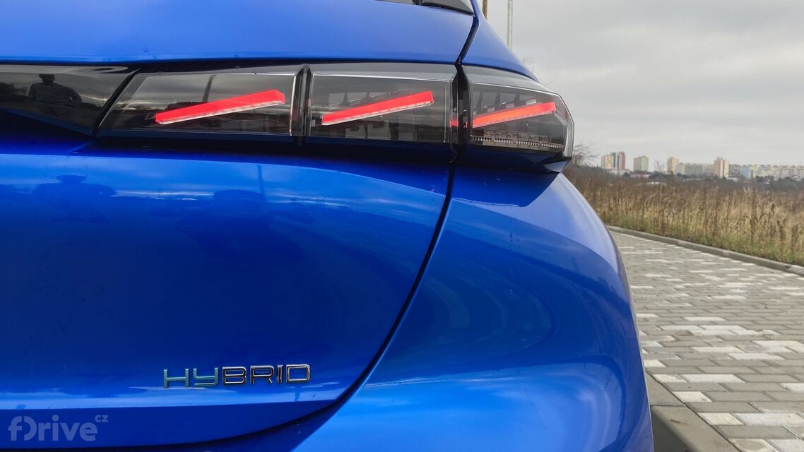 Peugeot 308 Hybrid 180 e-EAT8