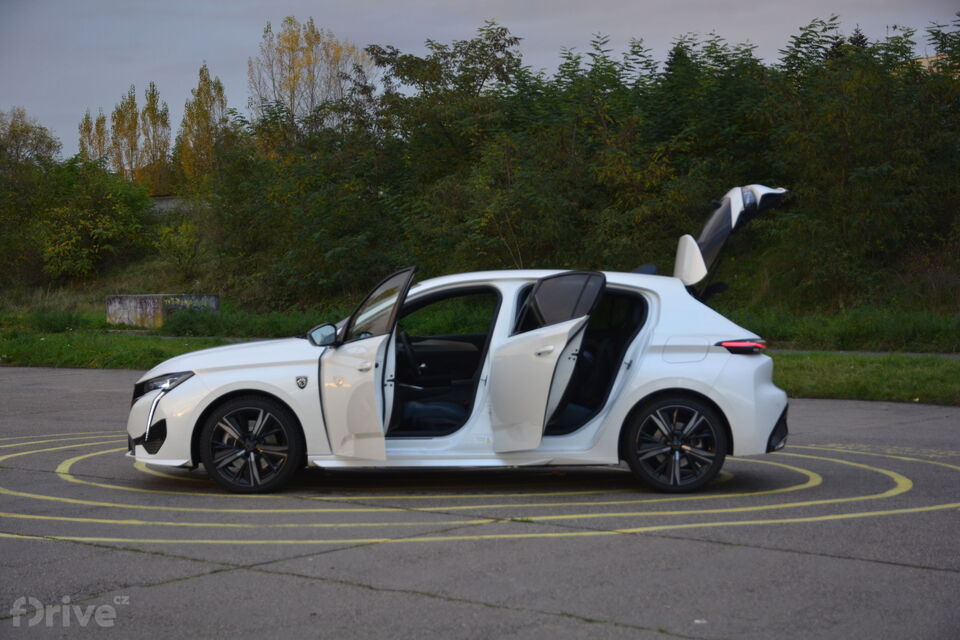 Peugeot 308 Hybrid 225