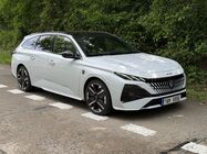 Peugeot 308 SW GT Plug-in Hybrid 195