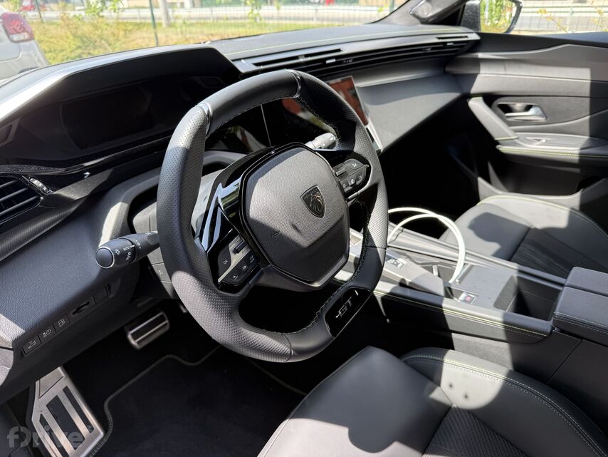 Peugeot 308 SW GT Plug-in Hybrid 195