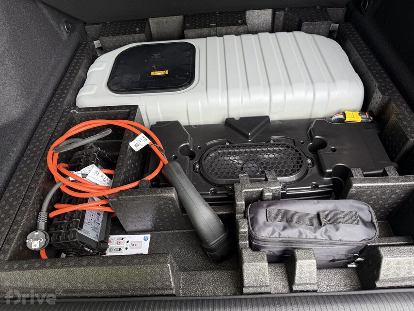 Peugeot 308 SW GT Plug-in Hybrid 195