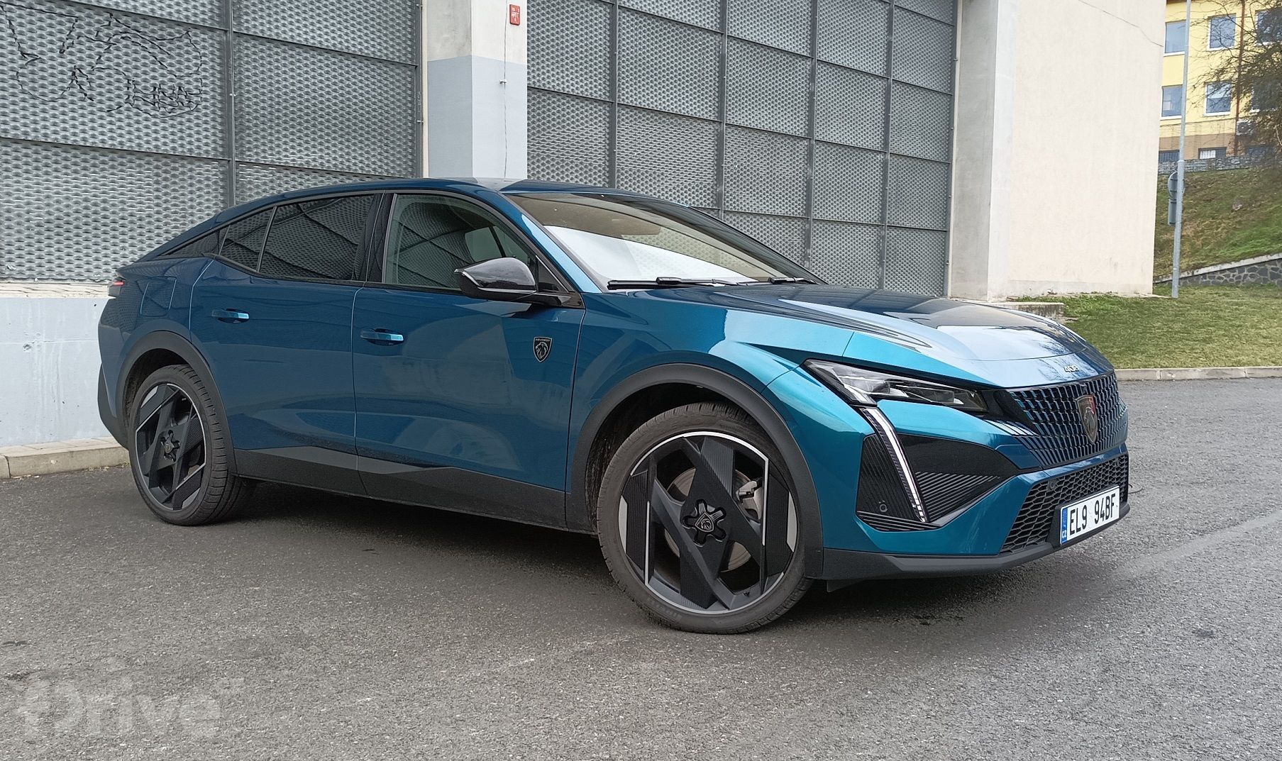 Peugeot 408 Hybrid 225 GT