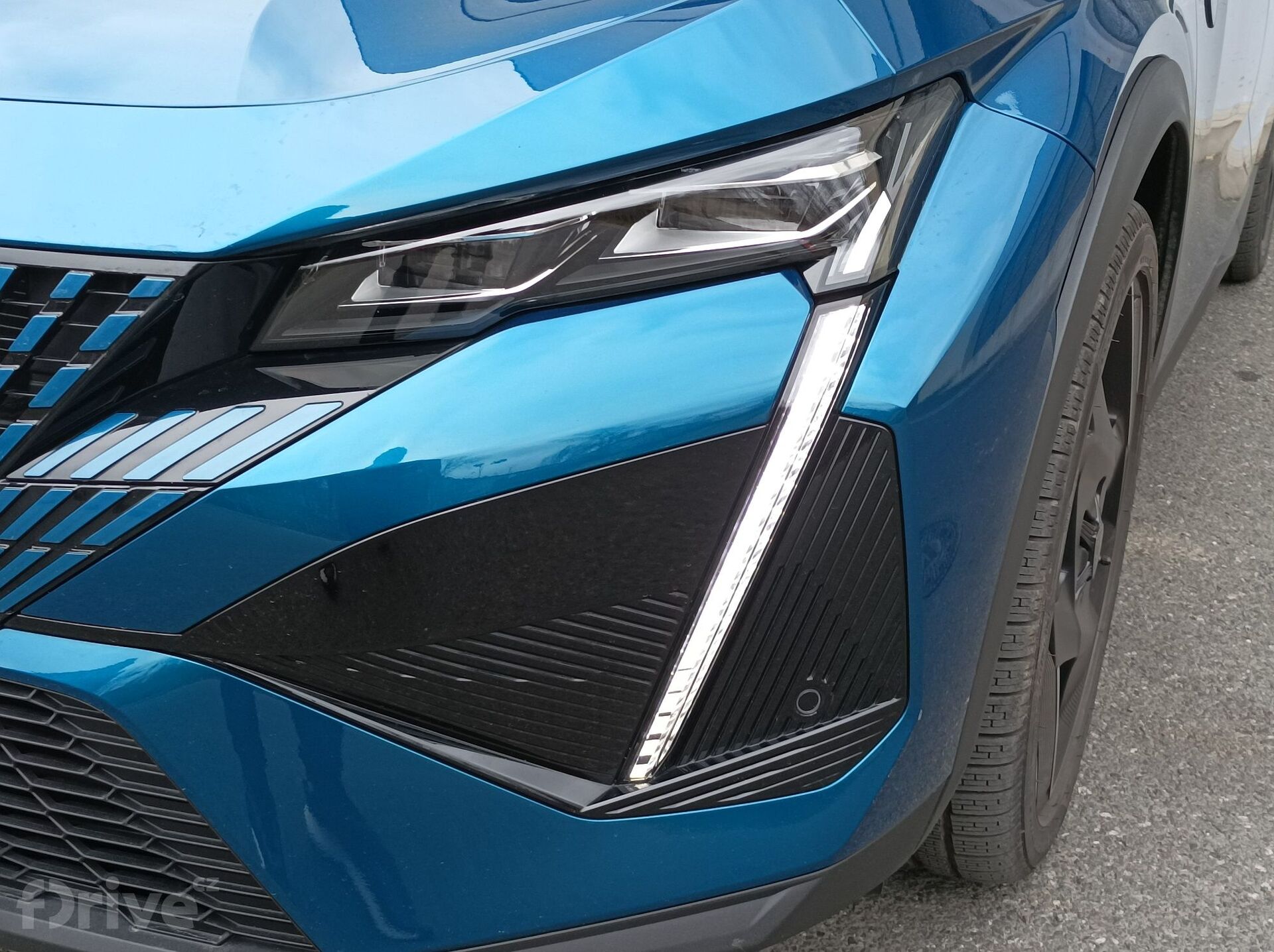 Peugeot 408 Hybrid 225 GT