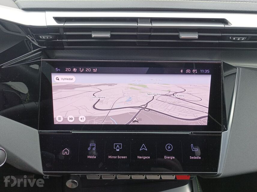 Peugeot 408 Hybrid 225 GT