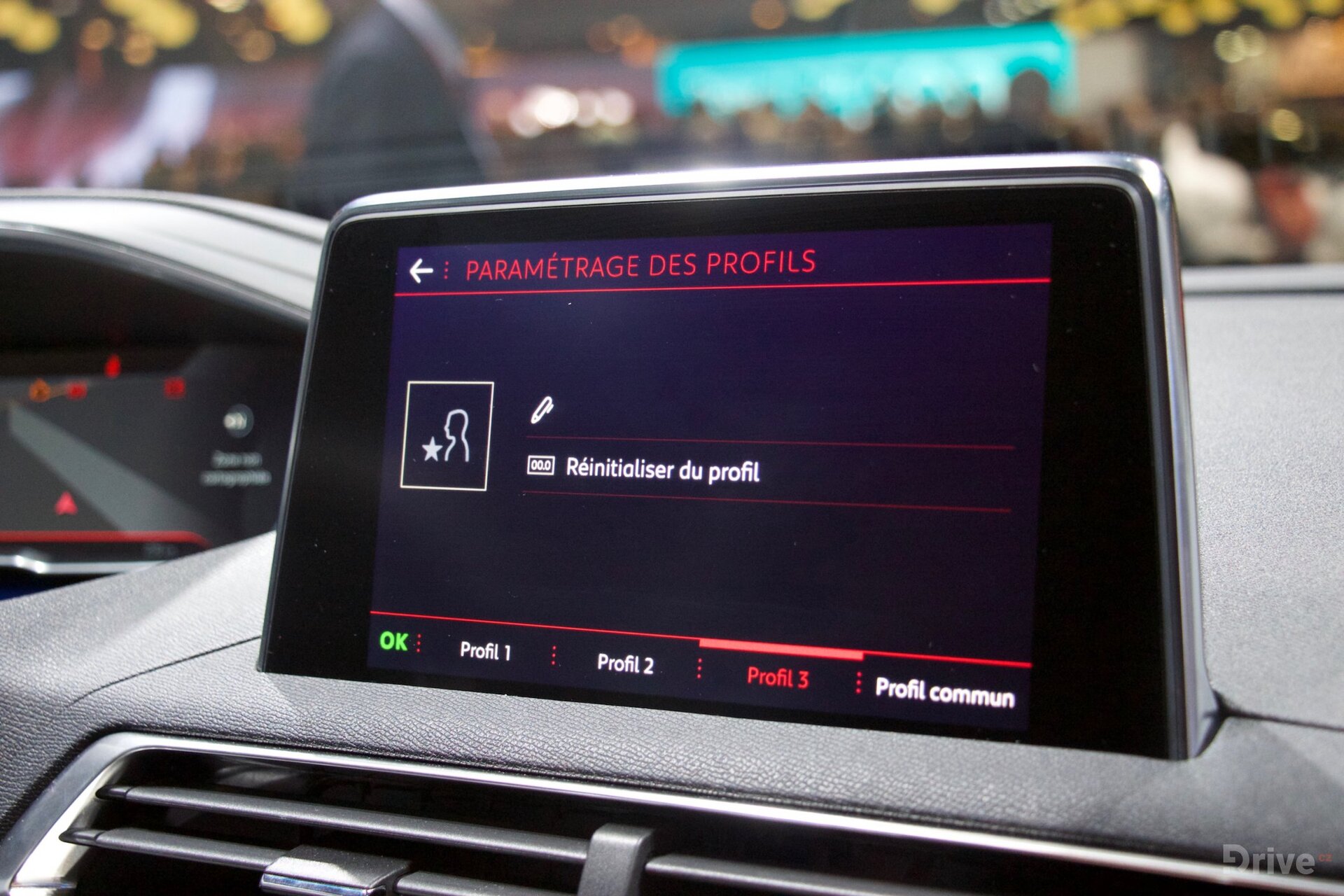 Peugeot 5008 i-Cockpit