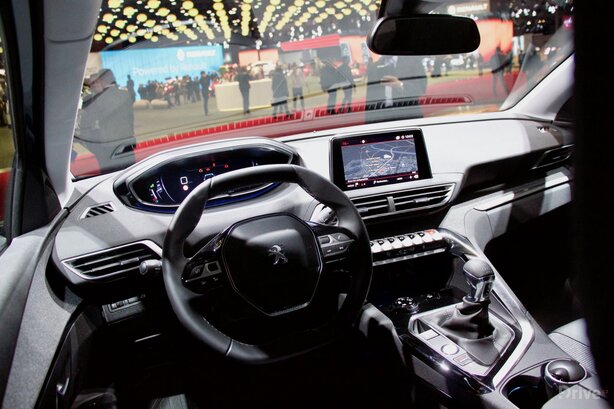 Peugeot 5008 i-Cockpit