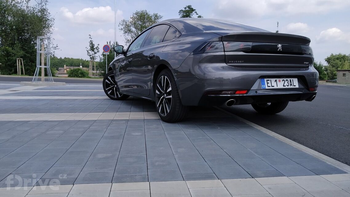 Peugeot 508 Hybrid (2021)