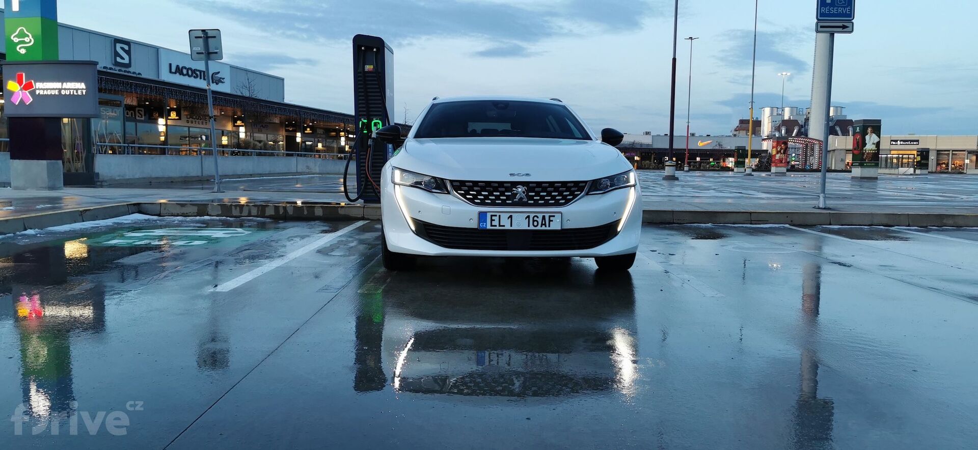 Peugeot 508 SW (2018)