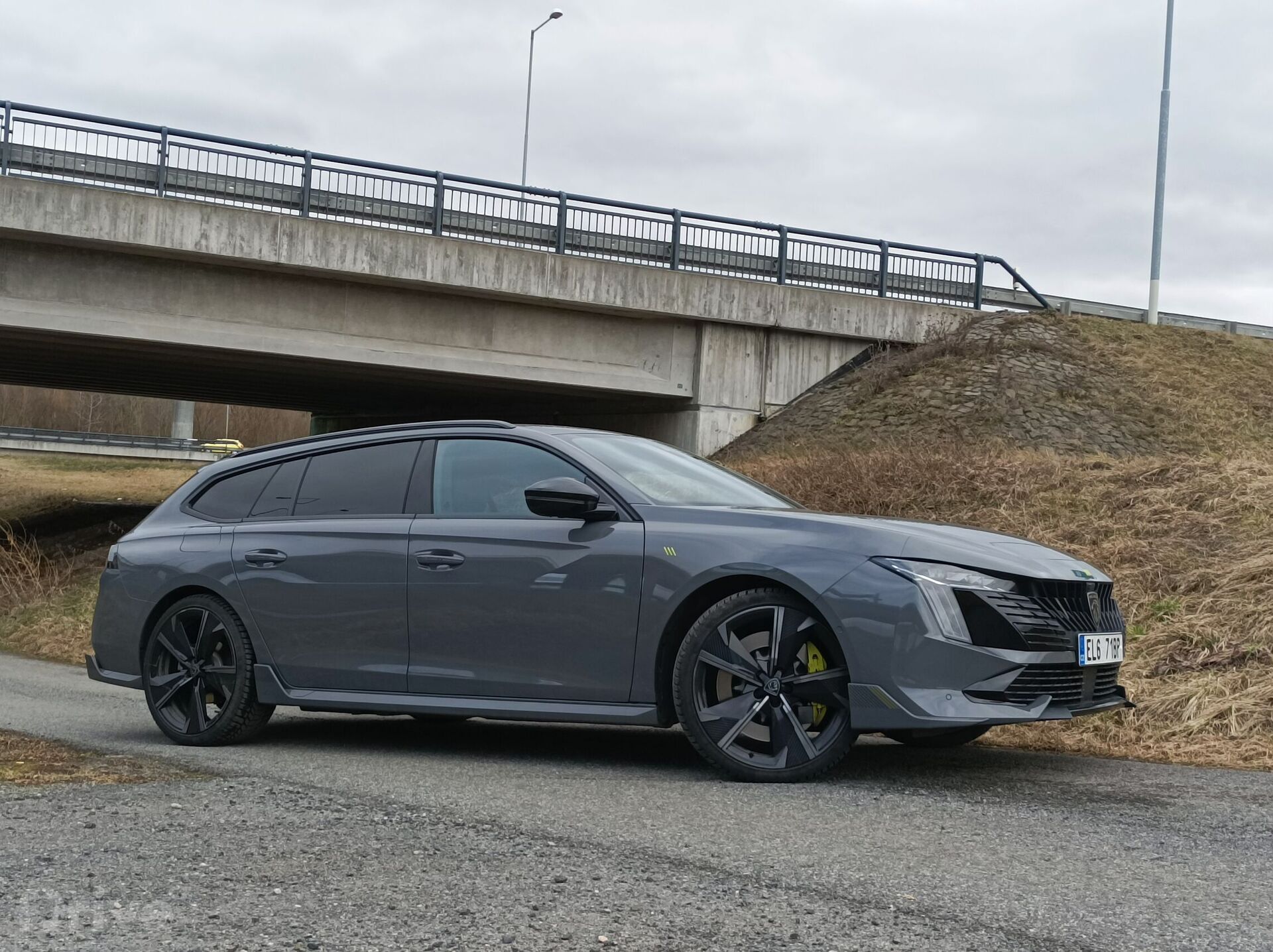 Peugeot 508 SW PSE (2024)