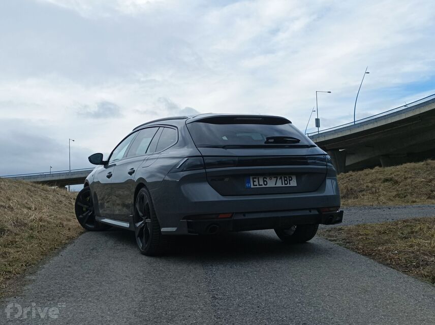 Peugeot 508 SW PSE (2024)