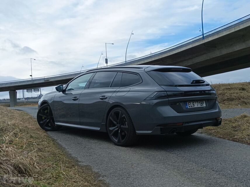 Peugeot 508 SW PSE (2024)