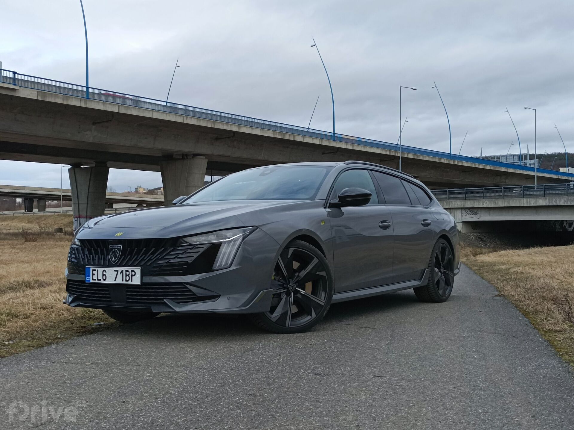 Peugeot 508 SW PSE (2024)