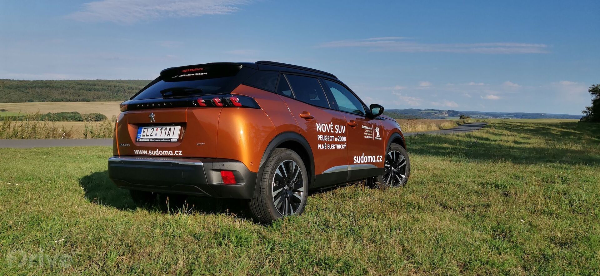 Peugeot e-2008