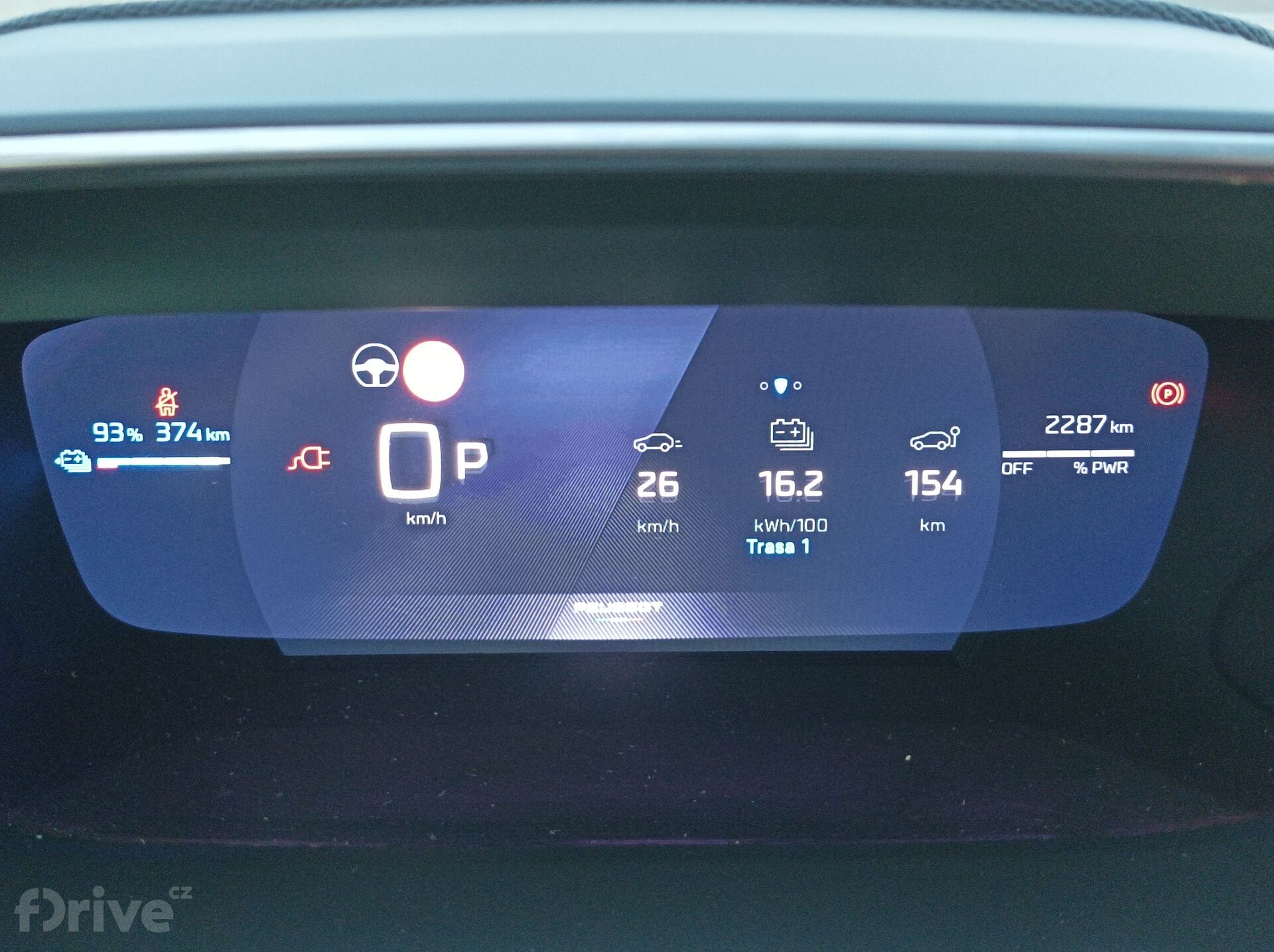 Peugeot e-2008 facelift (2023)