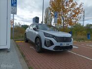 Peugeot e-2008 facelift (2023)