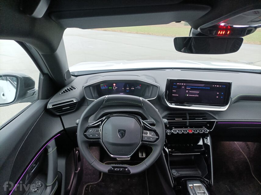 Peugeot e-2008 facelift (2023)