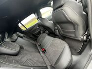 Peugeot e-2008 facelift (2023)