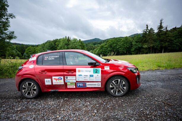Peugeot e-208