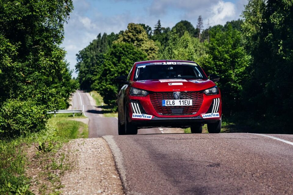 Peugeot e-208 (2023)