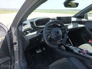 Peugeot e-208 (2023)