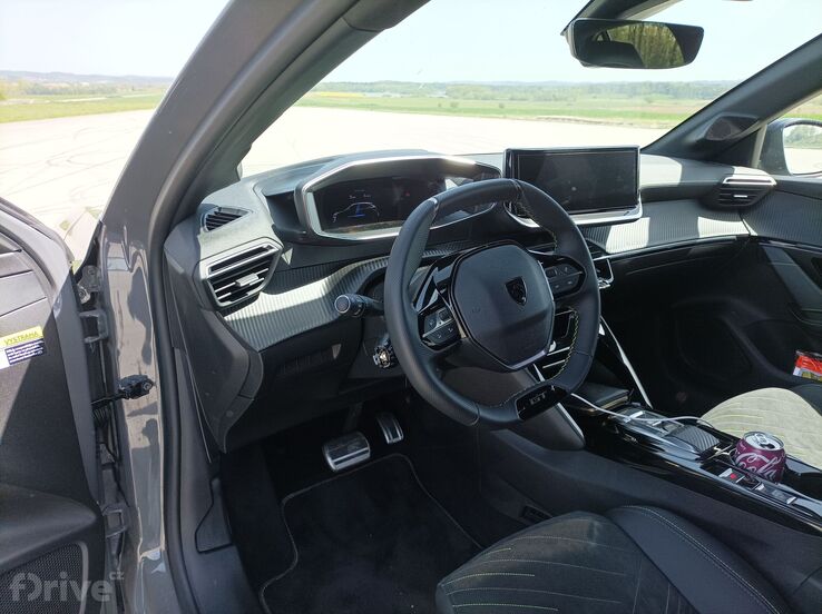 Peugeot e-208 (2023)