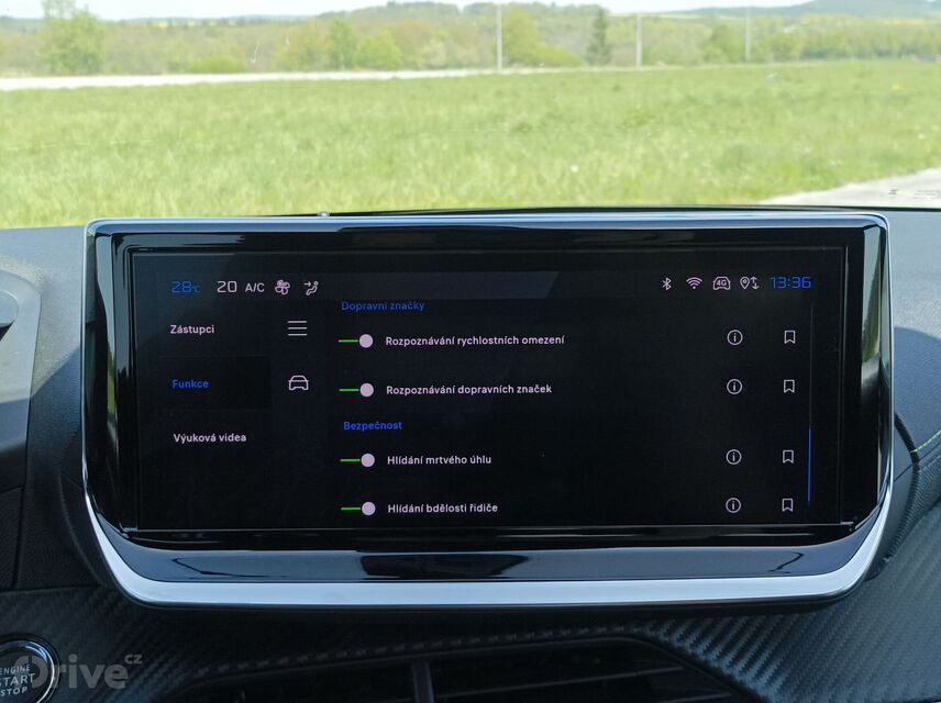 Peugeot e-208 (2023)