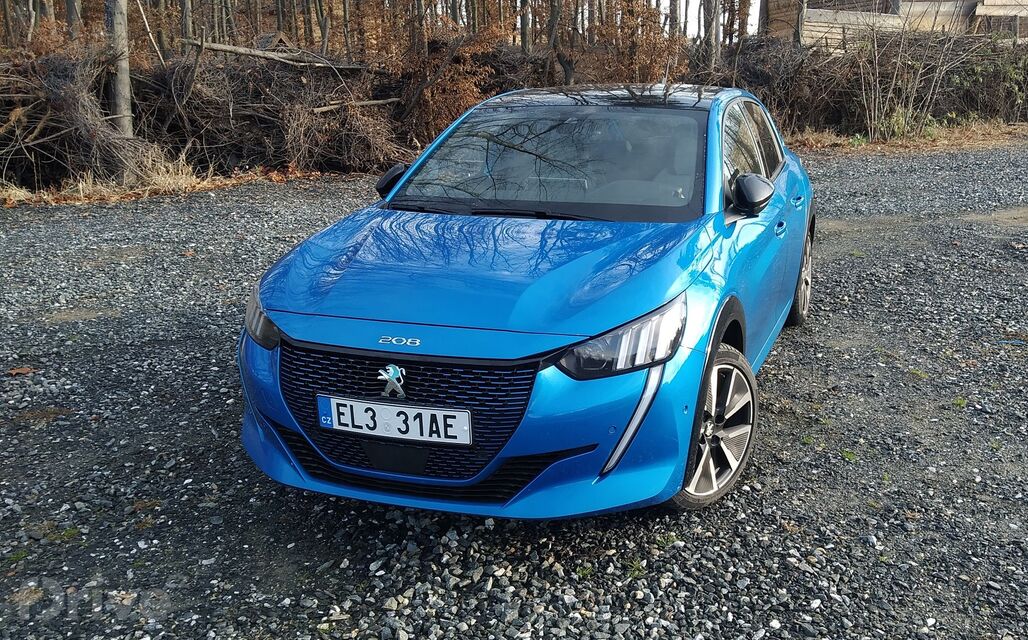 Peugeot e-208