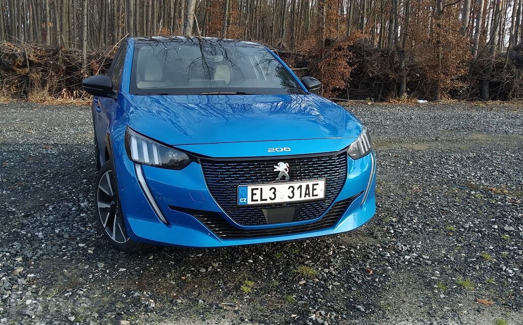 Peugeot e-208