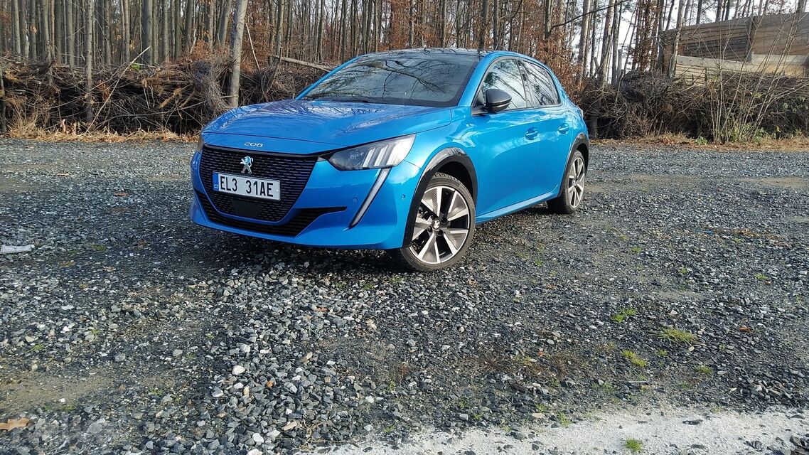 Peugeot e-208