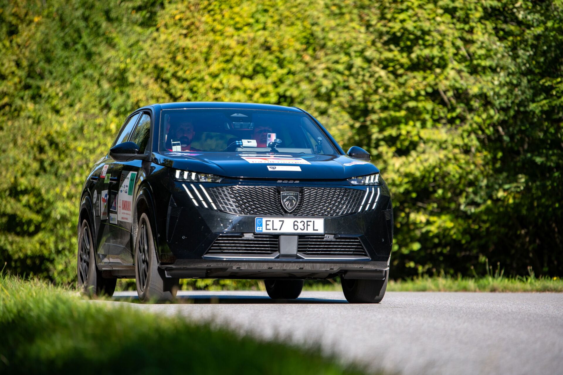 Peugeot E-3008