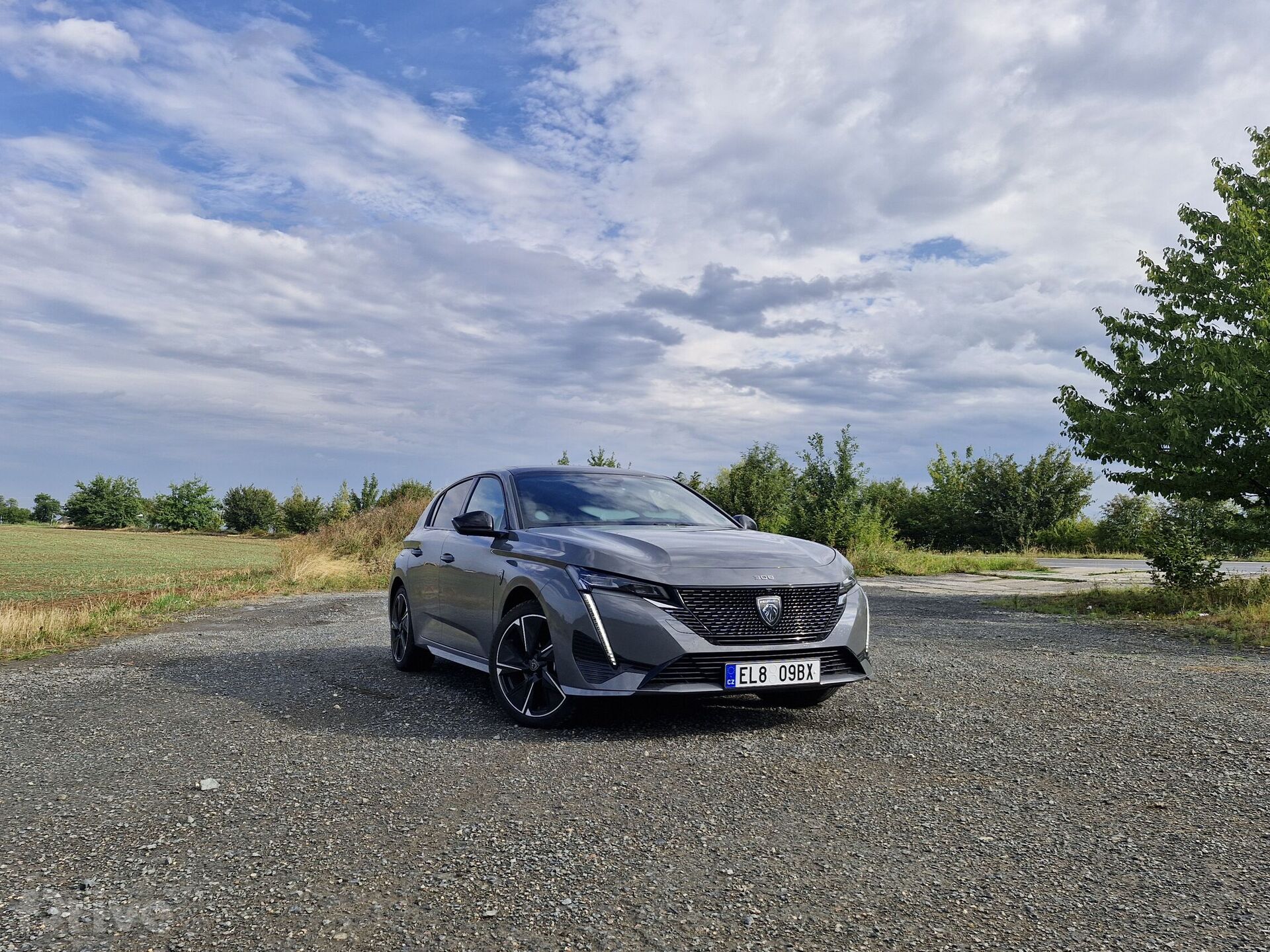 Peugeot e-308 (2023)