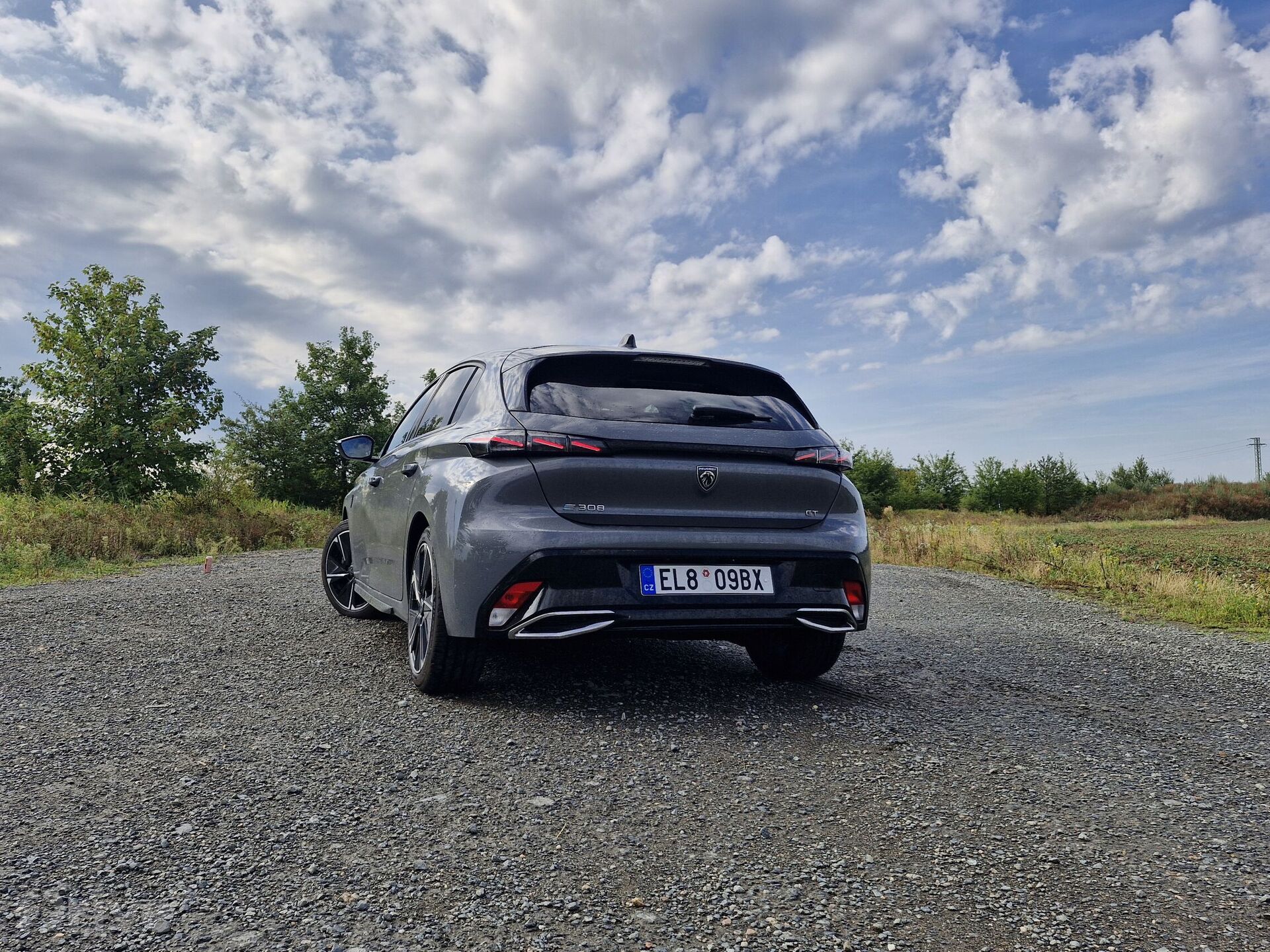 Peugeot e-308 (2023)