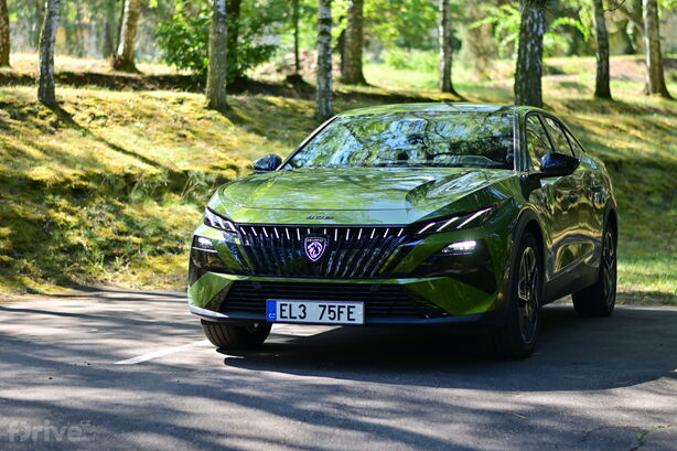 Peugeot E-408 facelift (2026)