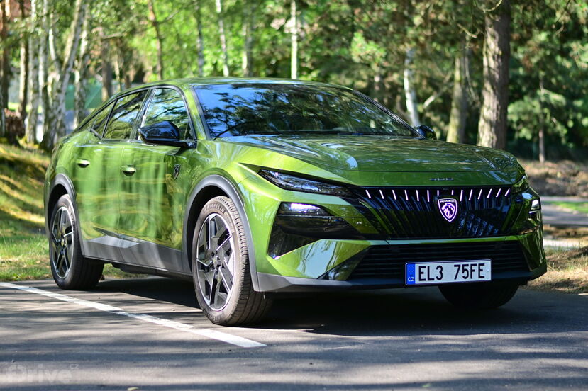 Peugeot E-408 facelift (2026)