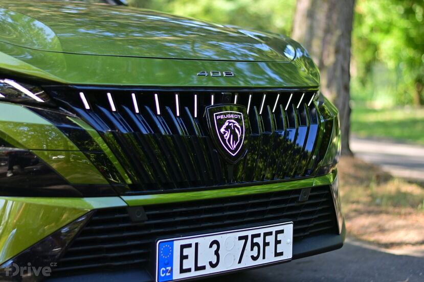 Peugeot E-408 facelift (2026)