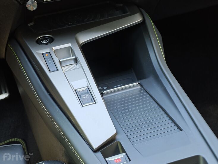 Peugeot E-408 facelift (2026)
