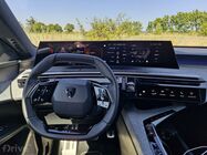 Peugeot E-5008 Long Range