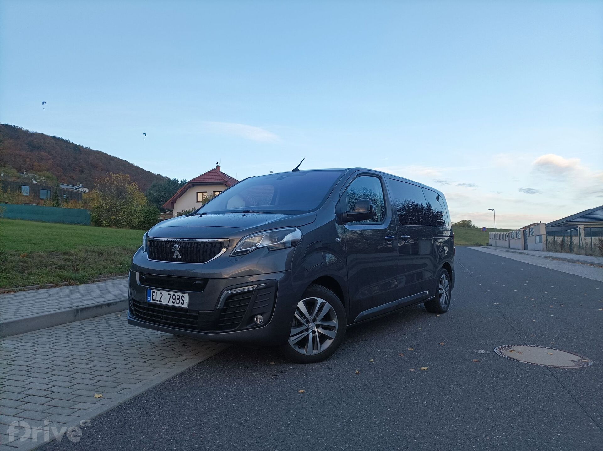 Peugeot e-Traveller