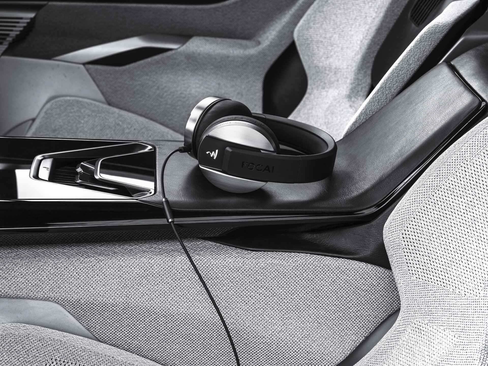 Peugeot Instinct Concept