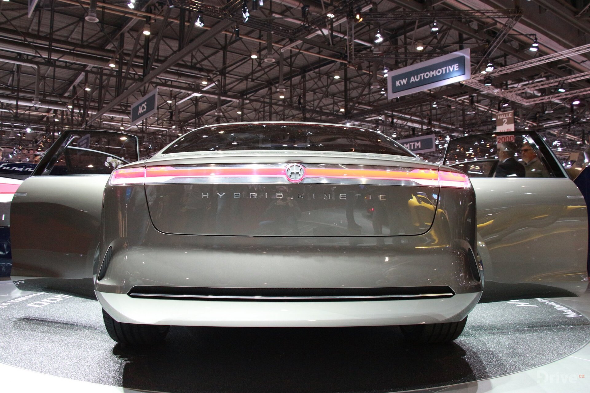 Pininfarina Hybrid Kinetic