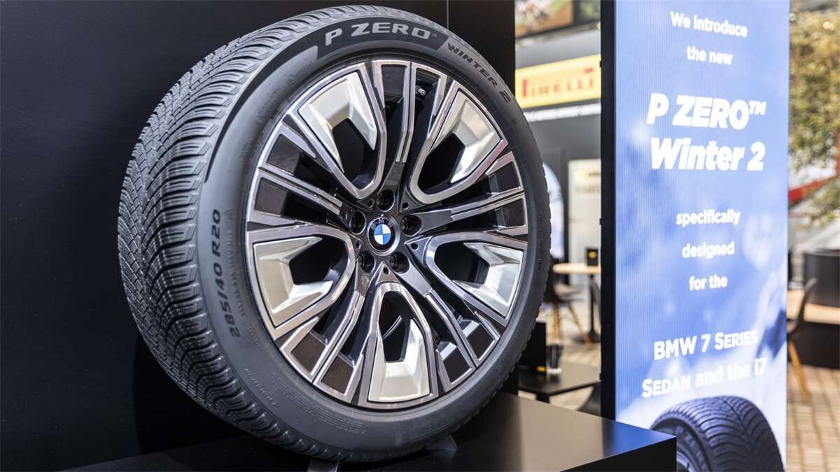 Pirelli P Zero Winter 2