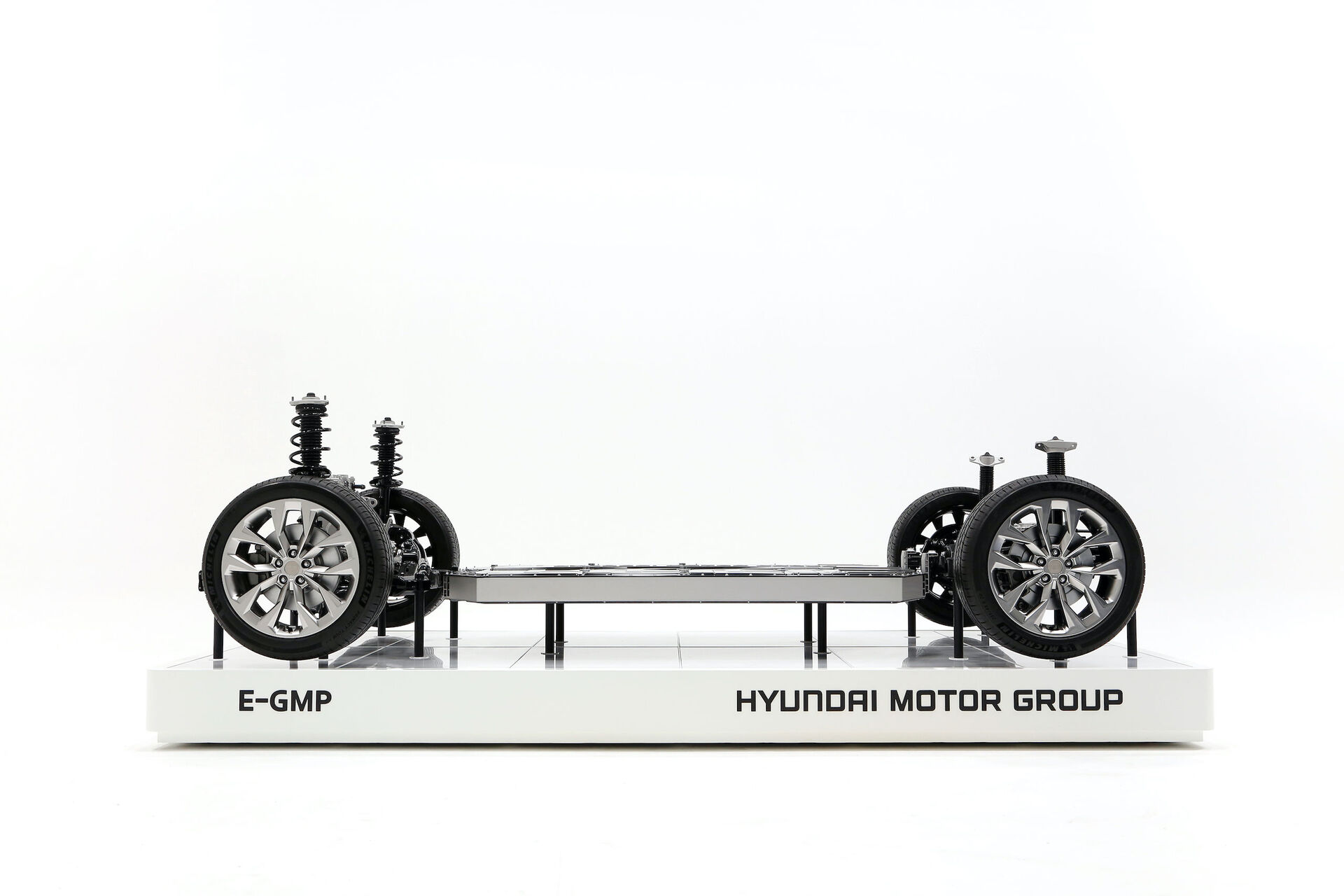 Platforma e-GMP pro elektromobily Hyundai / Kia