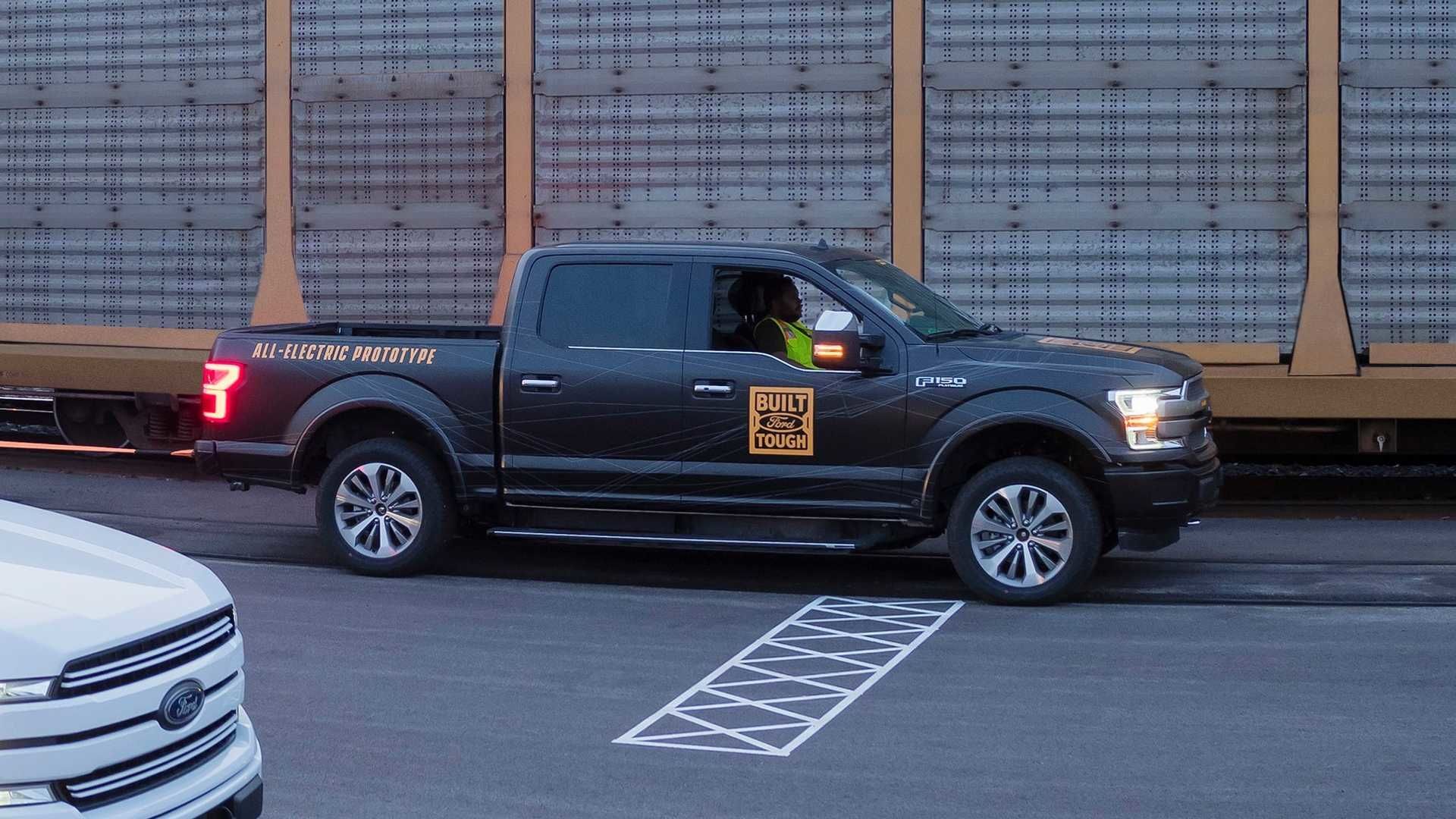 Plně elektrický pick-up Ford F-150