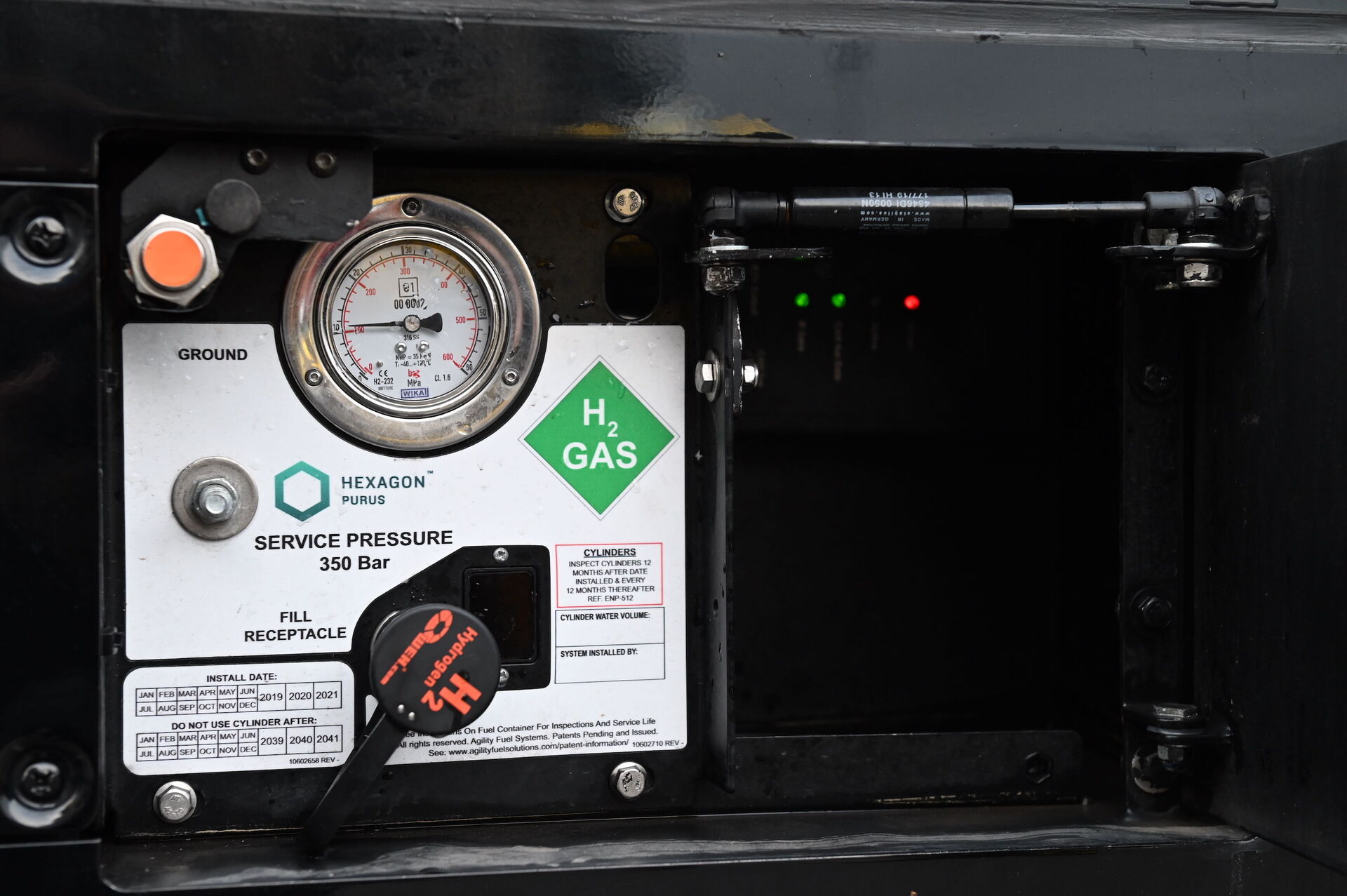 Plnicí hrdlo vodíkového autobusu