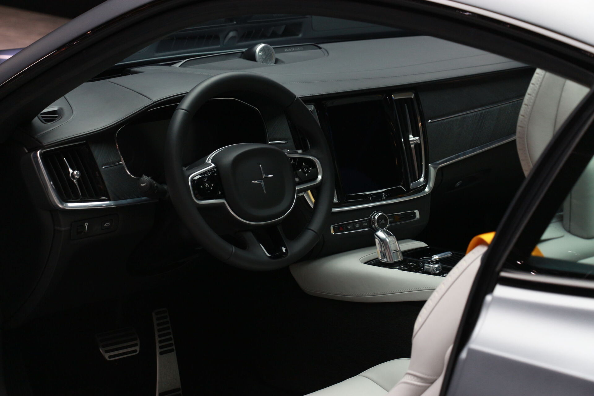 Polestar 1