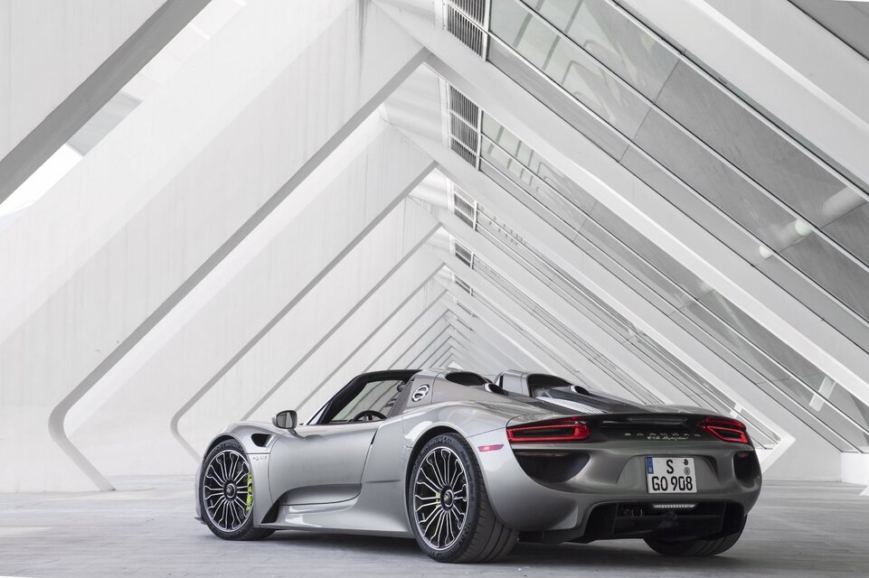 Porsche 918 Spyder (2013)